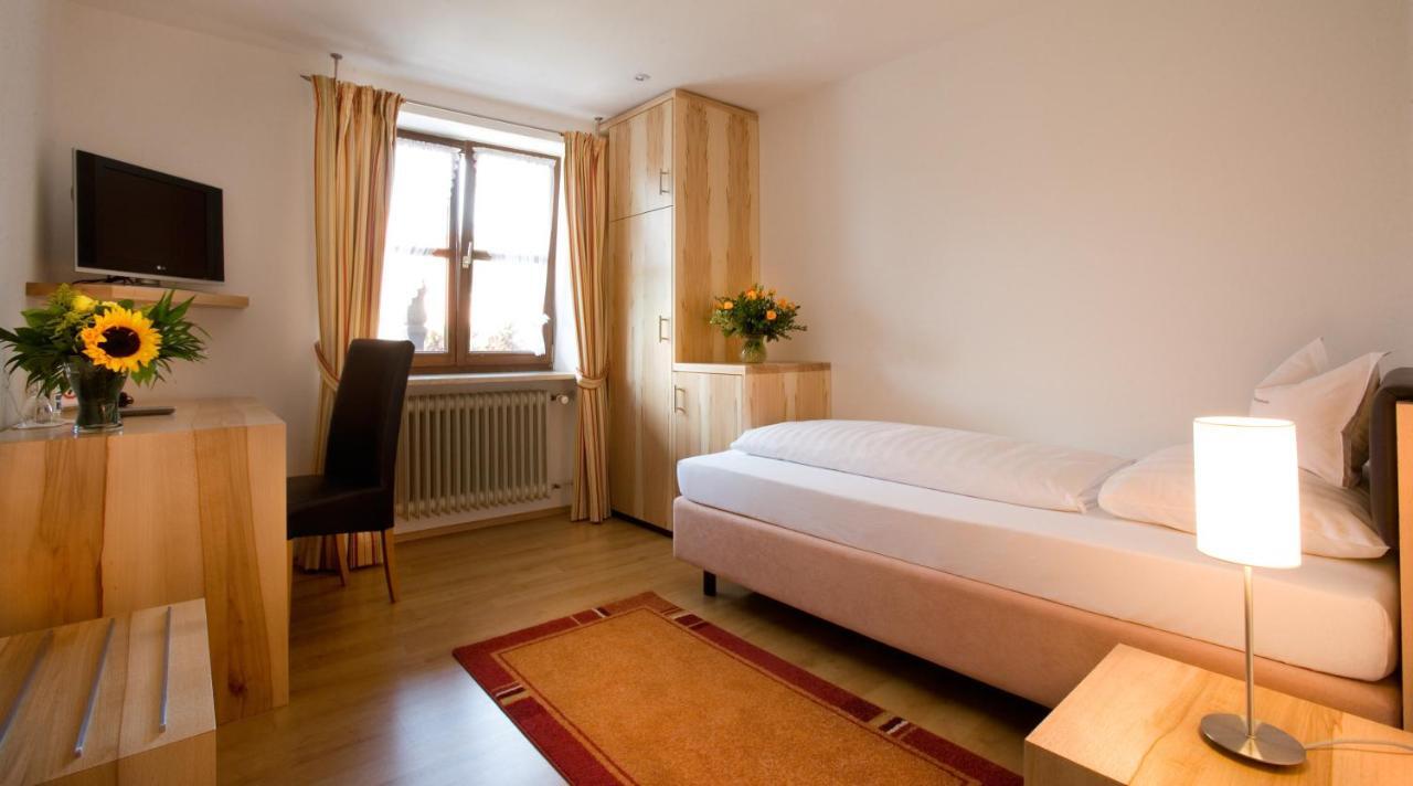Boardinghouse Wadenspanner Altdorf  Exterior foto
